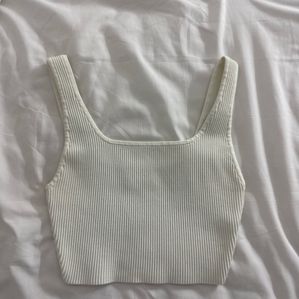 artizia white Ribbed top